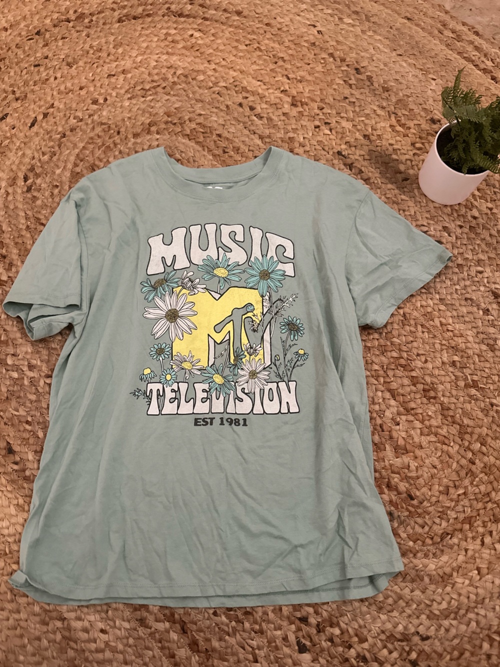 MTV GRAPHIC TEE